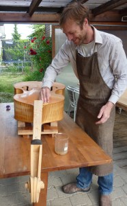 Boris Bass grundierend