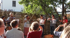 Eva Noth und ihre Kantischülerinnen am 21.8.15