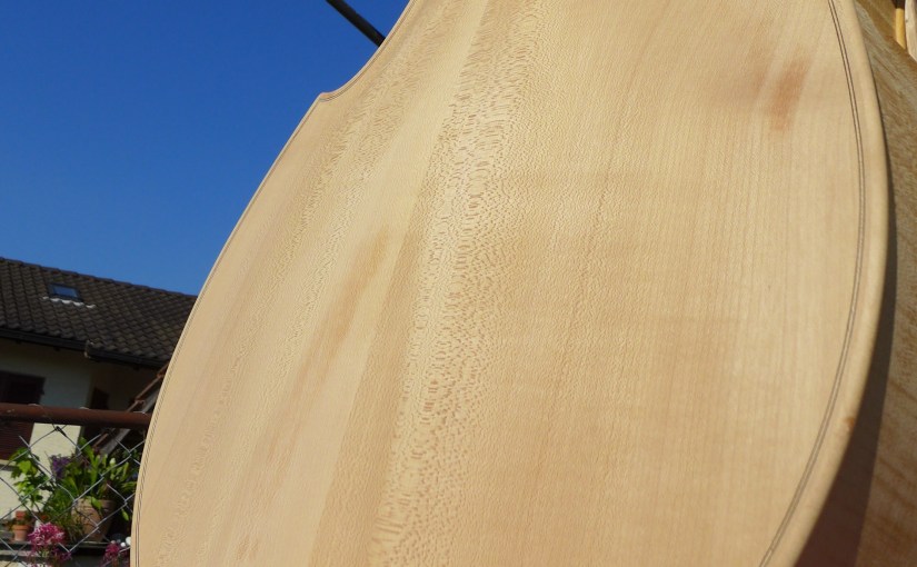 Kontrabass schminken